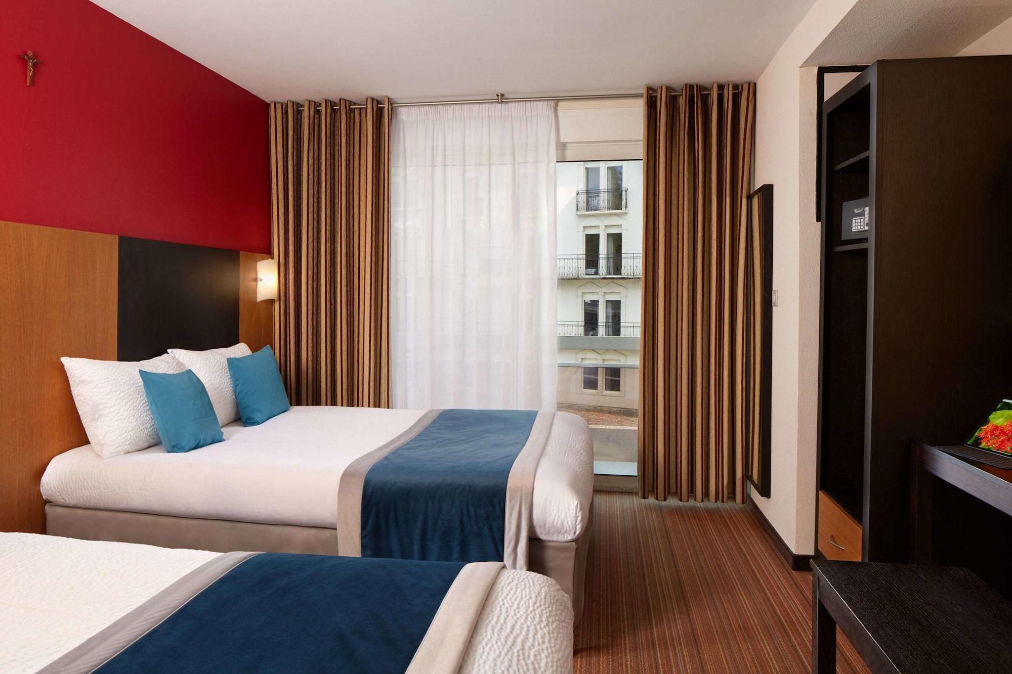 Hotel Roissy Lourdes Esterno foto