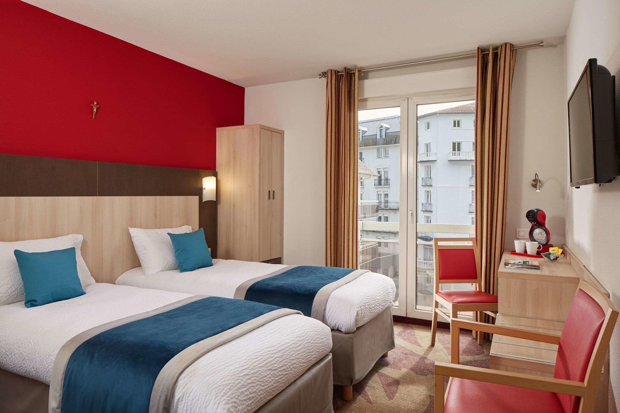 Hotel Roissy Lourdes Esterno foto